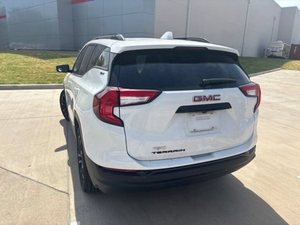 Used 2022 GMC Terrain SLT SUV