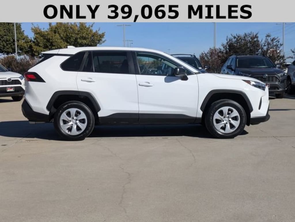 Used 2024 Toyota RAV4 LE SUV