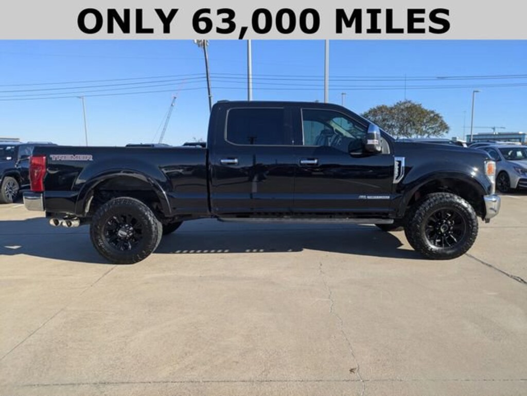 Used 2021 Ford F-250 XLT Truck Crew Cab