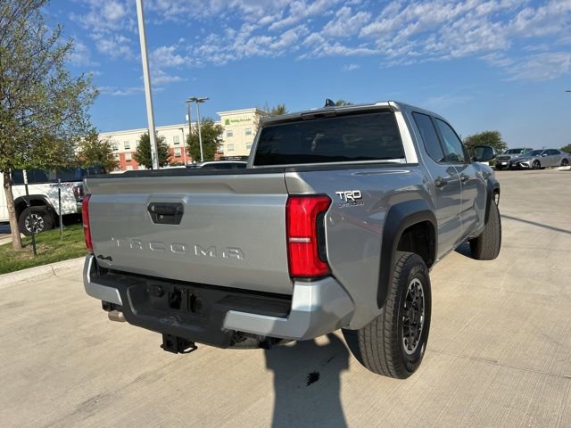 2024 Toyota Tacoma TRD Off-Road photo 3