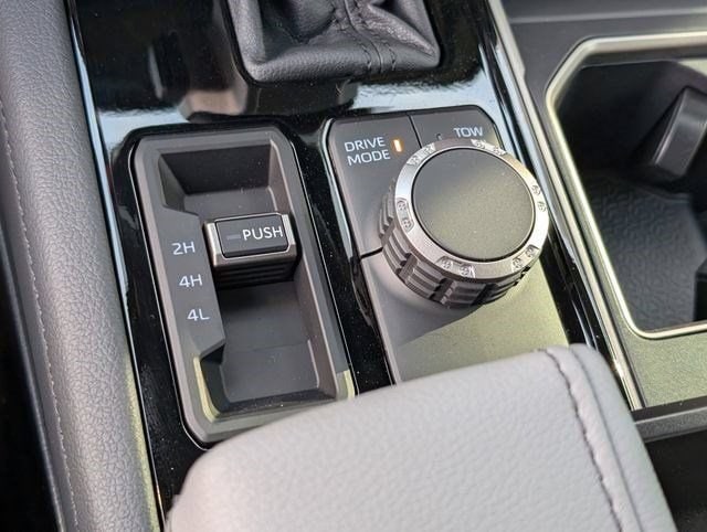 2026 Toyota Tundra Limited - Photo 17
