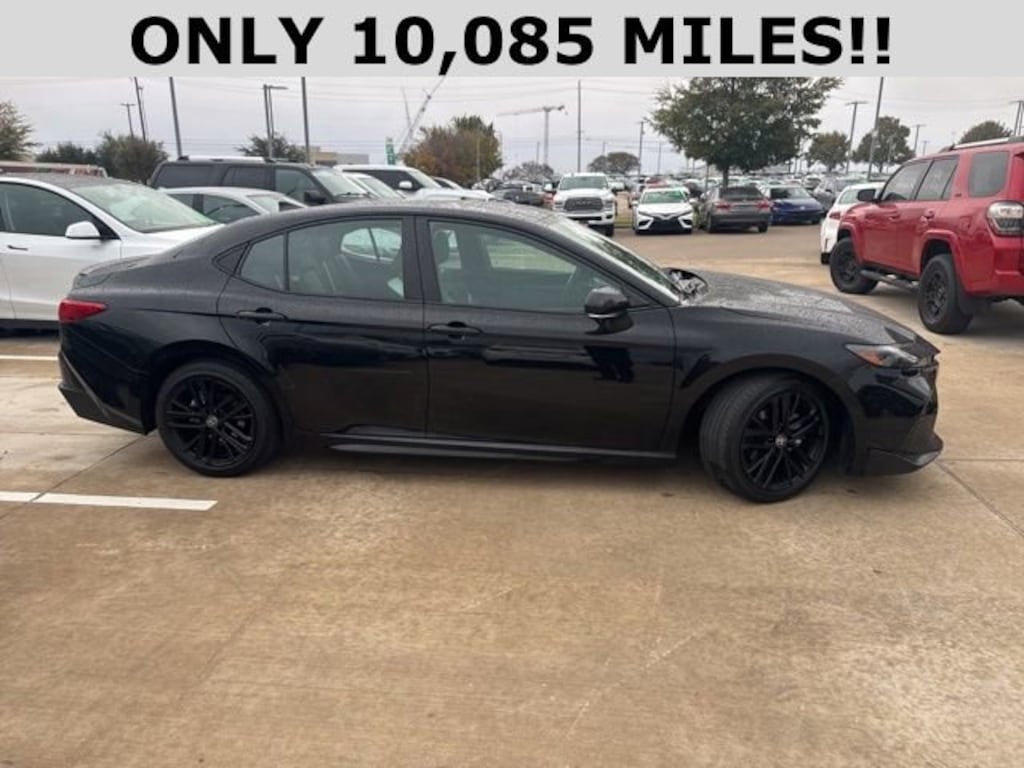 Used 2025 Toyota Camry SE Sedan