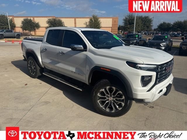 2024 GMC Canyon Denali's photo