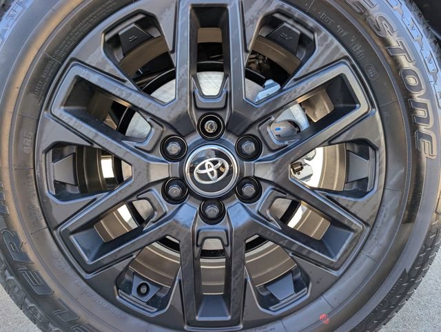 2026 Toyota Tundra SR5 - Photo 6