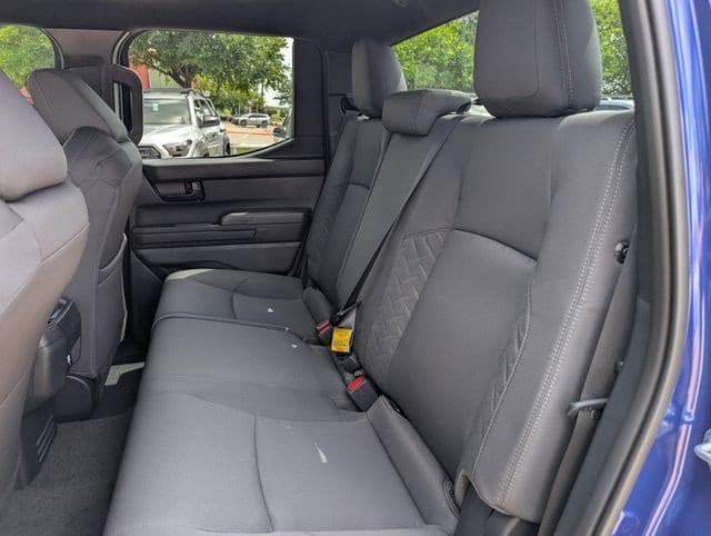 2025 Toyota Tacoma SR5 - Photo 21