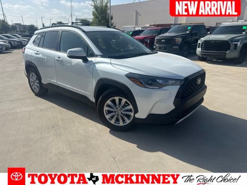 Used 2023 Toyota Corolla Cross LE SUV