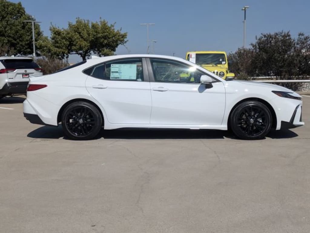 New 2026 Toyota Camry SE Sedan