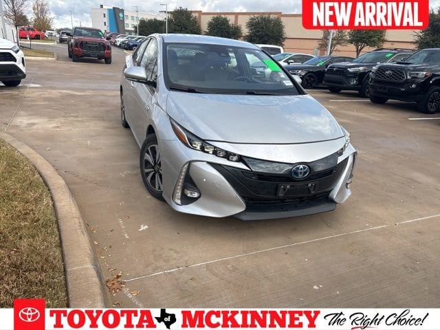 2017 Toyota Prius Prime Advanced's photo