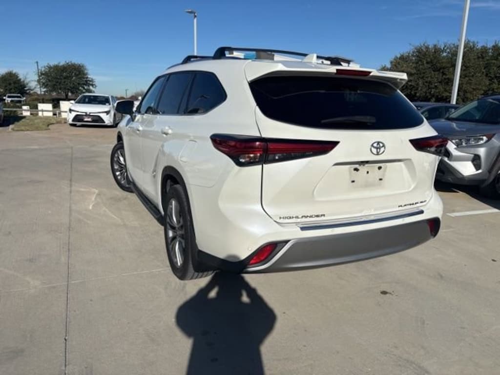 Used 2020 Toyota Highlander Platinum SUV