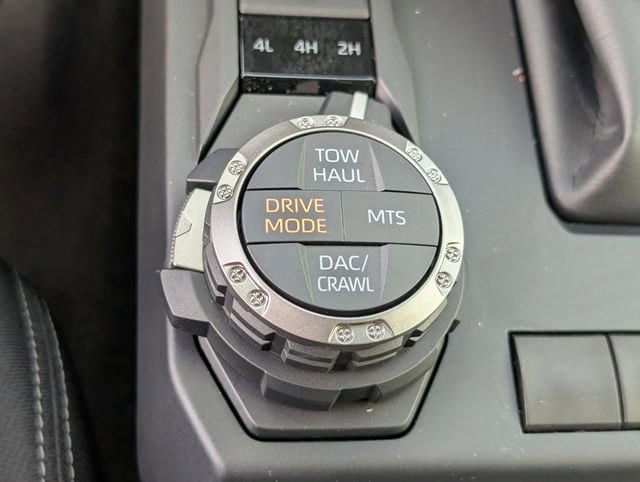 2025 Toyota Tacoma TRD Off Road - Photo 17