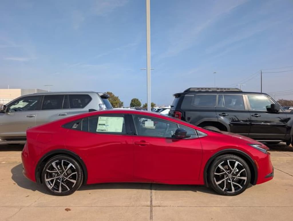 New 2026 Toyota Prius Plug-in Hybrid XSE Hatchback