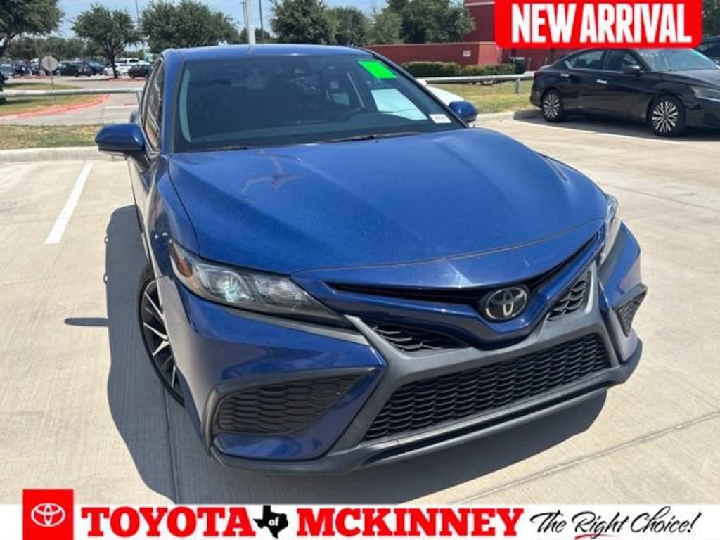 Used 2024 Toyota Camry SE Sedan