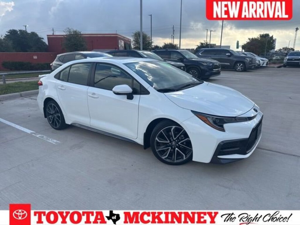 Used 2022 Toyota Corolla SE Sedan
