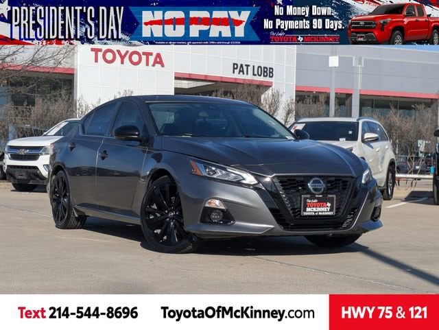 2022 Nissan Altima SR