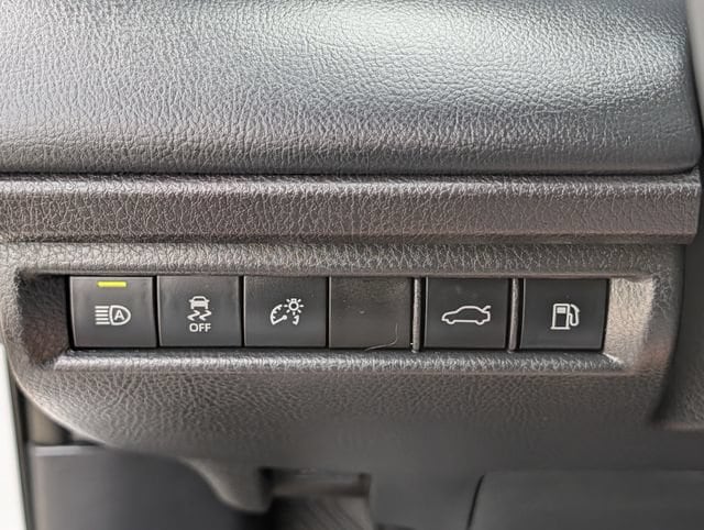 2025 Toyota Camry XSE - Photo 23
