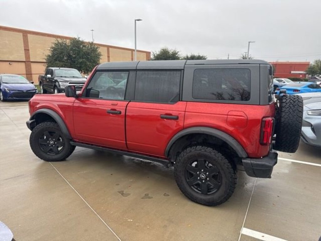 Used 2023 Ford Bronco Black Diamond SUV