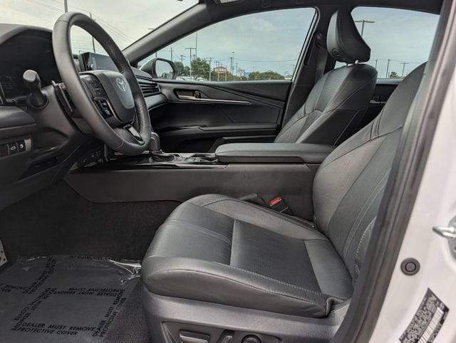 2025 Toyota Camry XSE - Photo 26