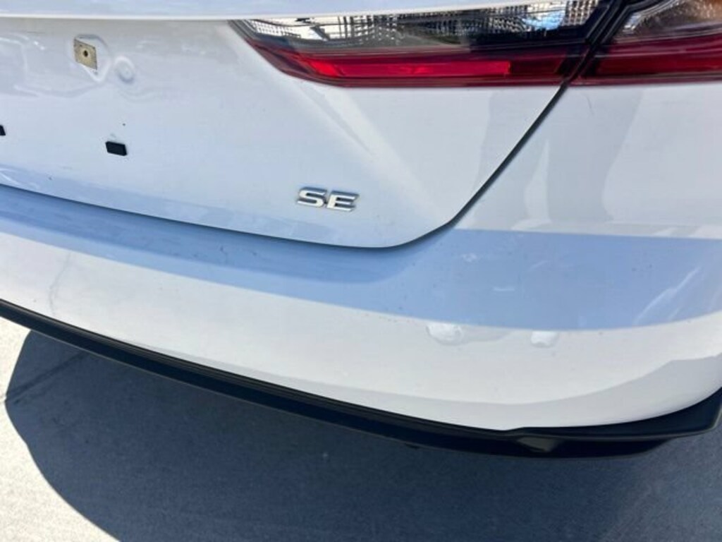 Used 2025 Toyota Camry SE Sedan