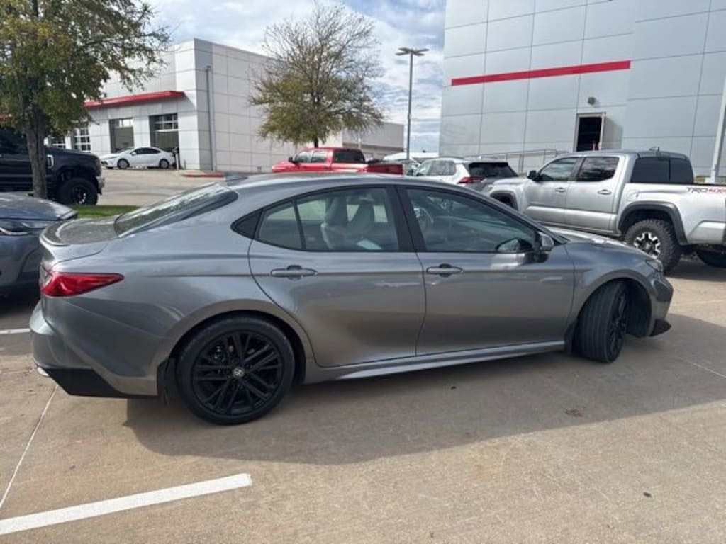 Used 2025 Toyota Camry SE Sedan
