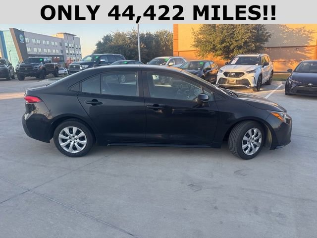 Used 2024 Toyota Corolla LE with VIN 5YFB4MDE8RP085599 for sale in Northfield, Minnesota