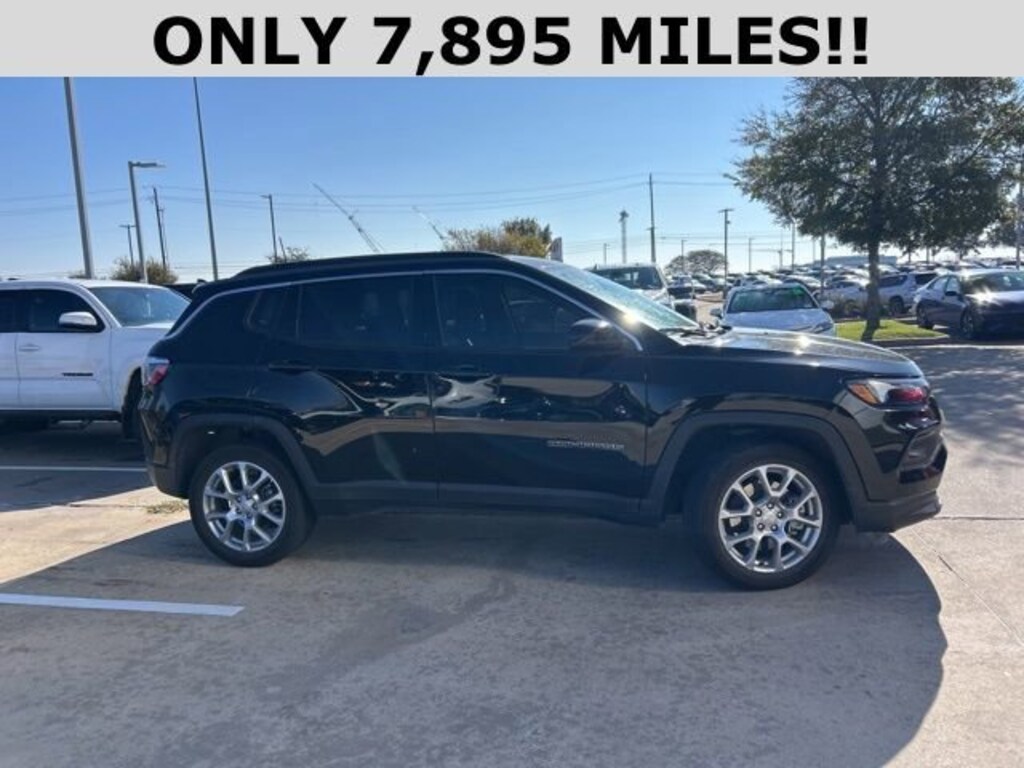 Used 2024 Jeep Compass Latitude Lux SUV