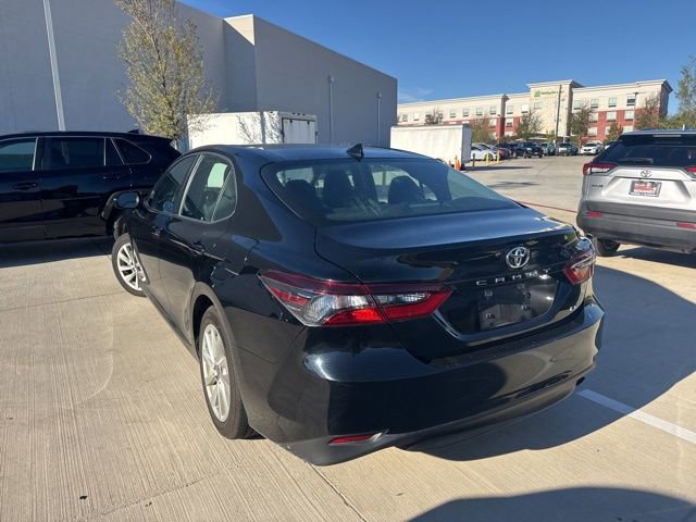 2023 Toyota Camry LE photo 4