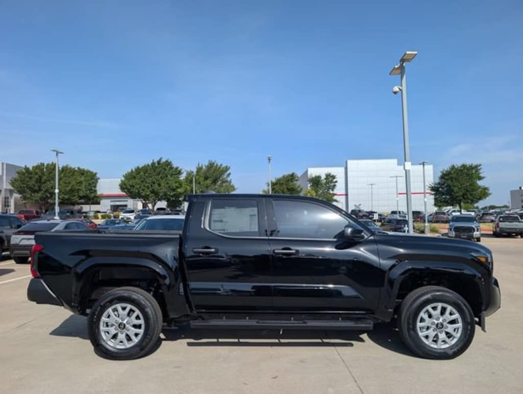 New 2026 Toyota Tacoma SR Truck Double Cab