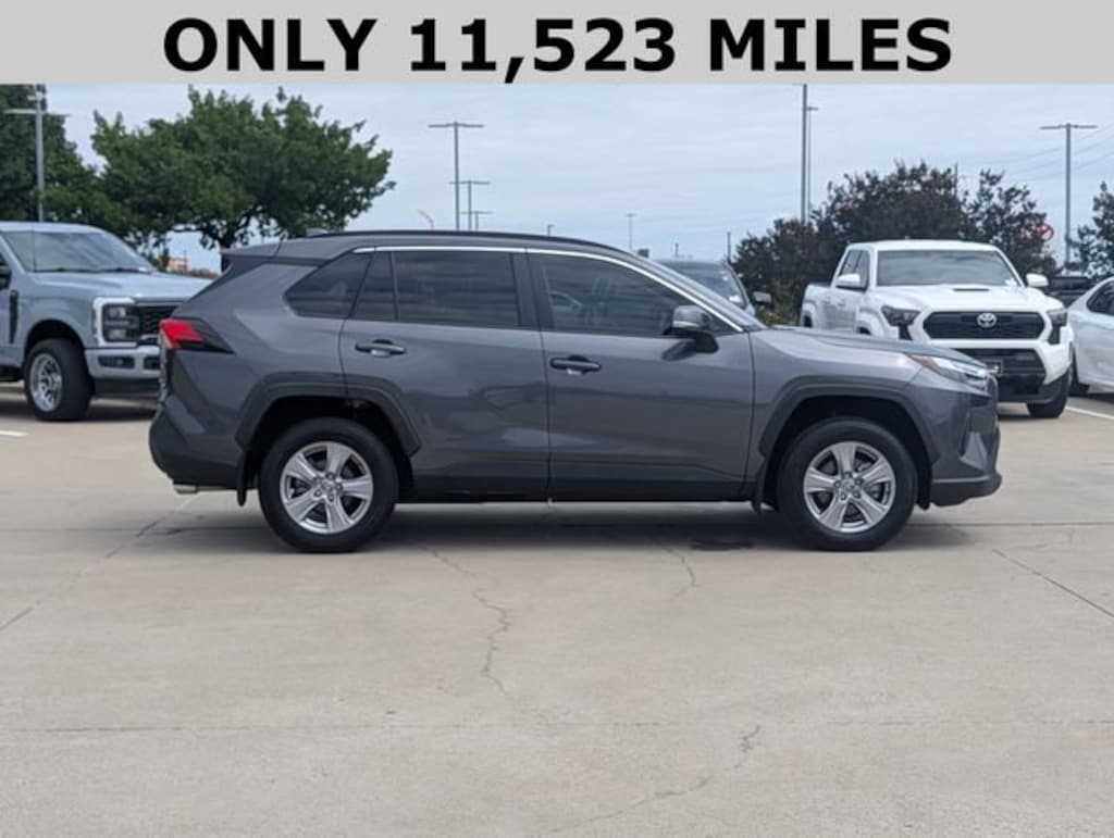 Used 2025 Toyota RAV4 XLE SUV