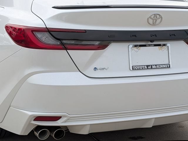 2025 Toyota Camry XSE - Photo 8