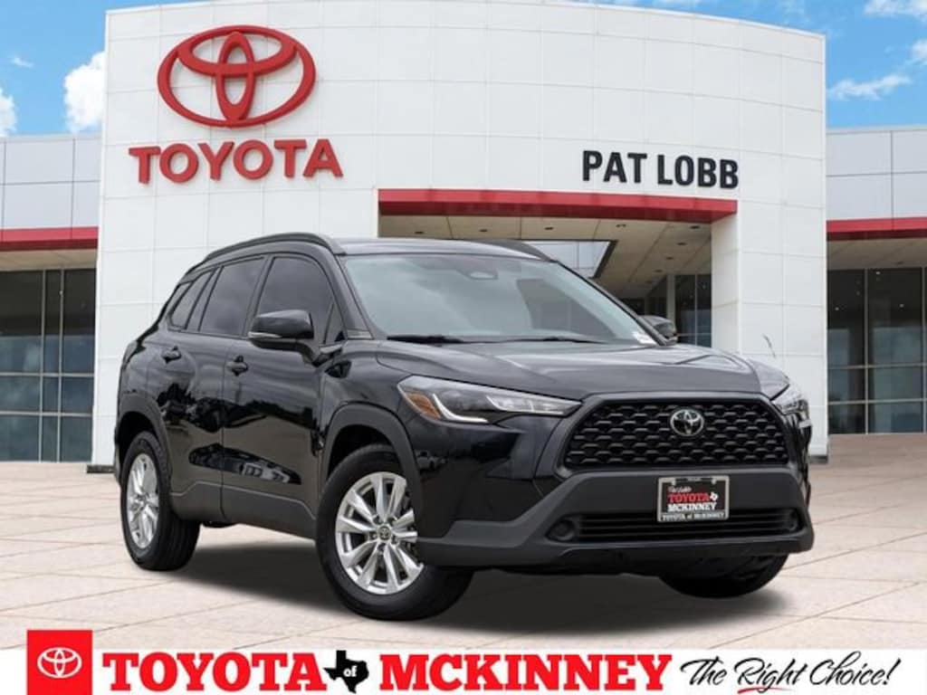Used 2023 Toyota Corolla Cross LE SUV