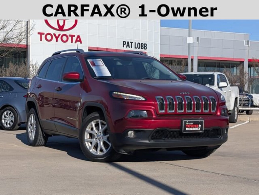 Used 2017 Jeep Cherokee Latitude SUV
