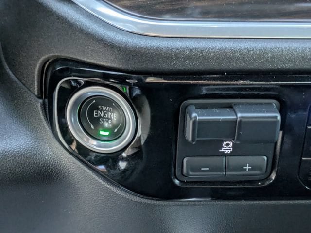 2025 GMC Sierra 2500HD SLT - Photo 16