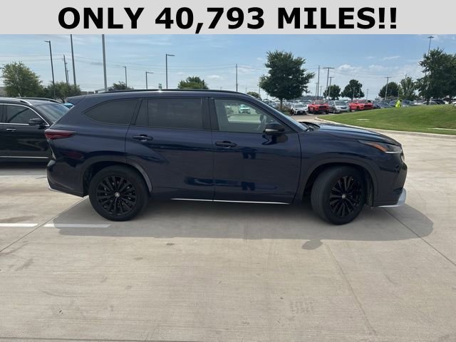 Used 2024 Toyota Highlander XSE with VIN 5TDKDRAH9RS530337 for sale in Mckinney, TX