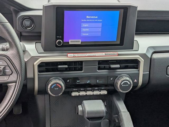 2025 Toyota Tacoma SR5 - Photo 11