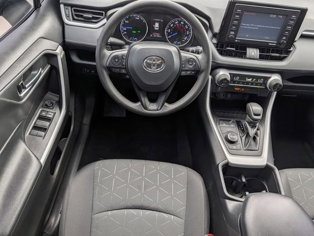 2022 Toyota RAV4 XLE - Photo 11