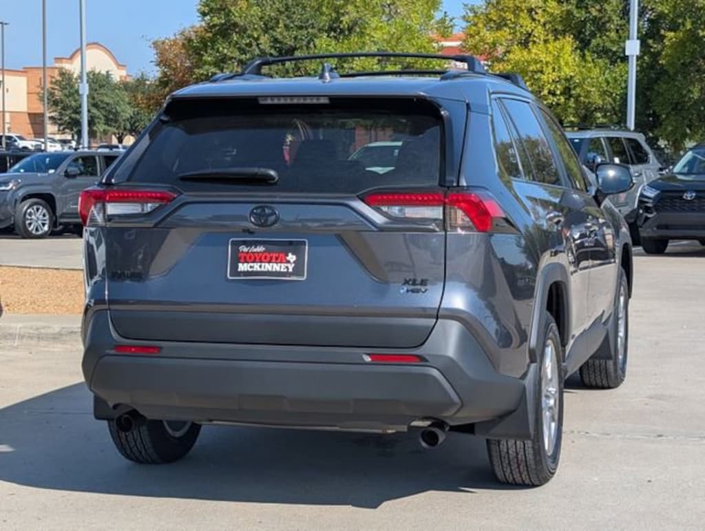 New 2025 Toyota RAV4 Hybrid XLE SUV