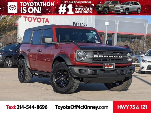 2023 Ford Bronco 4-Door Black Diamond's photo