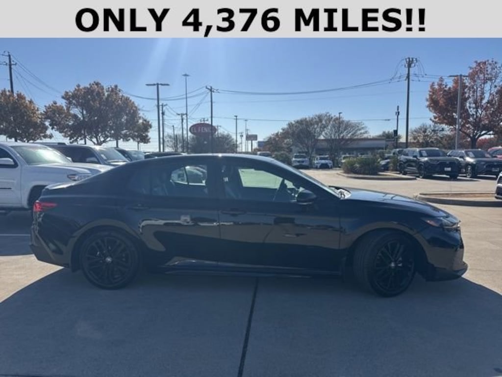 Used 2025 Toyota Camry SE Sedan