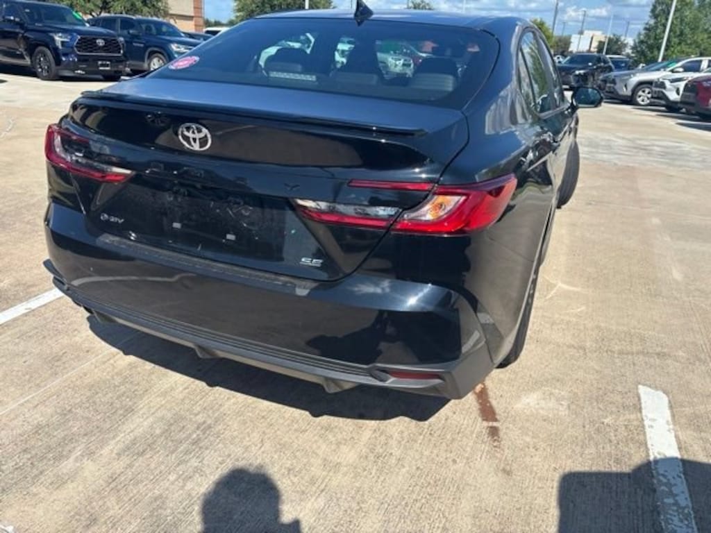 Used 2025 Toyota Camry SE Sedan