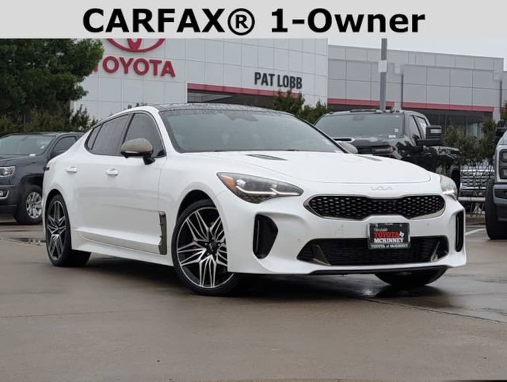 Used 2022 Kia Stinger GT2 Sedan