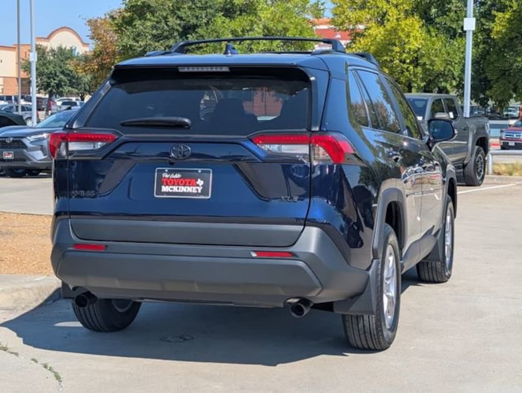 New 2025 Toyota RAV4 XLE SUV