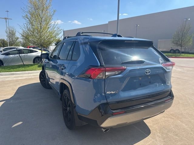 2024 Toyota RAV4 Hybrid SE photo 3