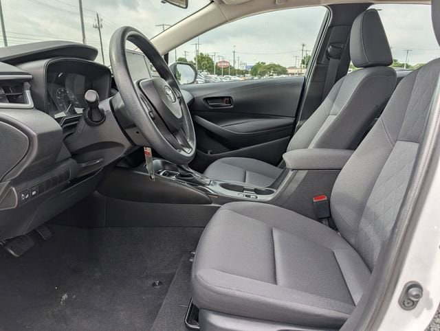 2024 Toyota Corolla LE - Photo 25