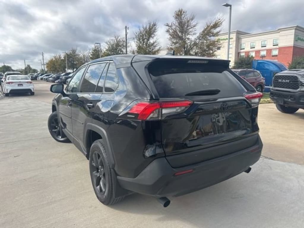 Used 2024 Toyota RAV4 LE SUV