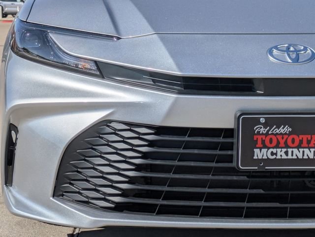 2026 Toyota Camry LE photo 3