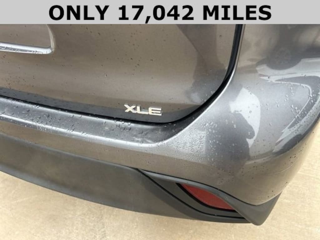Used 2023 Toyota Highlander XLE SUV