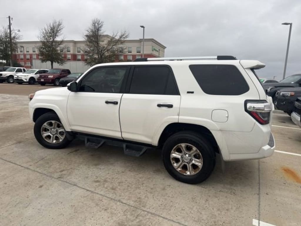 Used 2020 Toyota 4Runner SR5 SUV