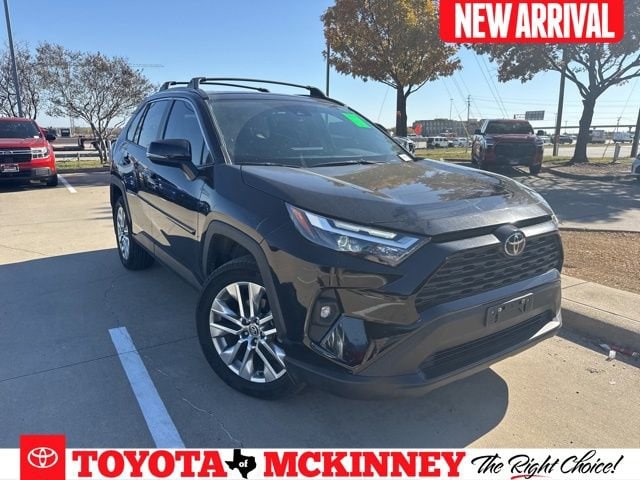 2024 Toyota RAV4 XLE Premium's photo