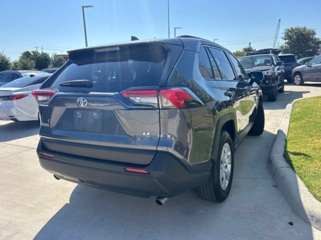 Used 2019 Toyota RAV4 LE SUV