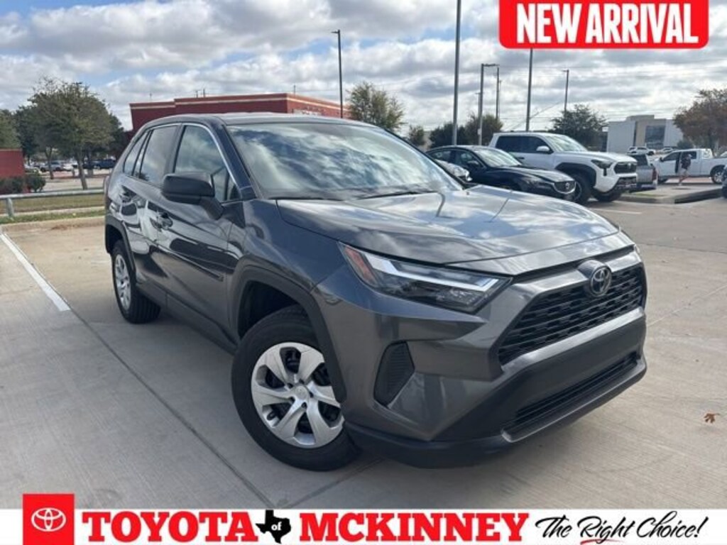 Used 2023 Toyota RAV4 LE SUV